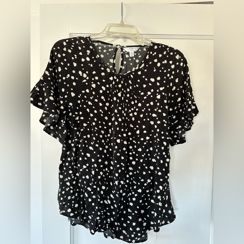 NWT TIME AND TRU WOMENS TOP SIZE SMALL 4-6